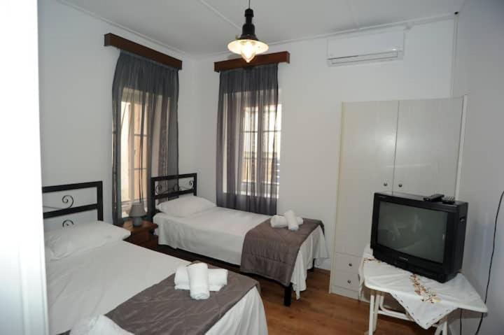 Crecian Water Front Apartment Aigeira Екстериор снимка
